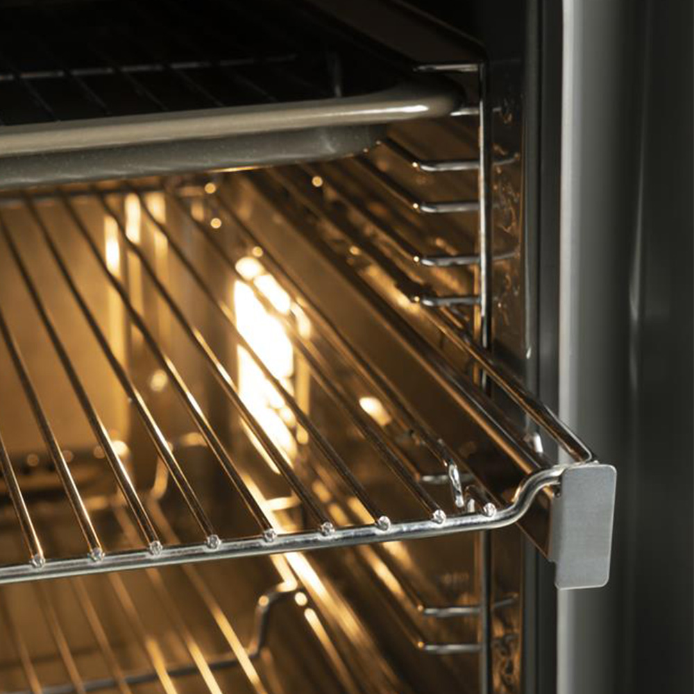 CDA SL100SS Seven Function Single Fan Oven, Stainless Steel Close Up